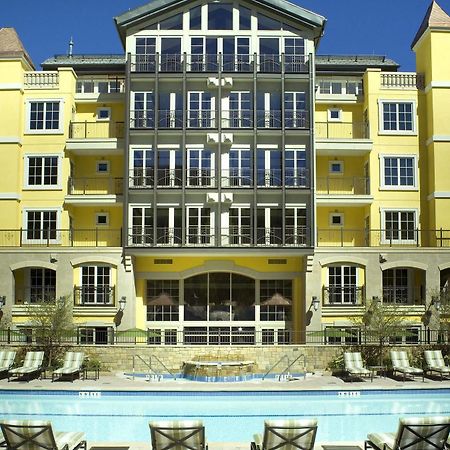 Legendary Lodging At The Ritz Vail Esterno foto