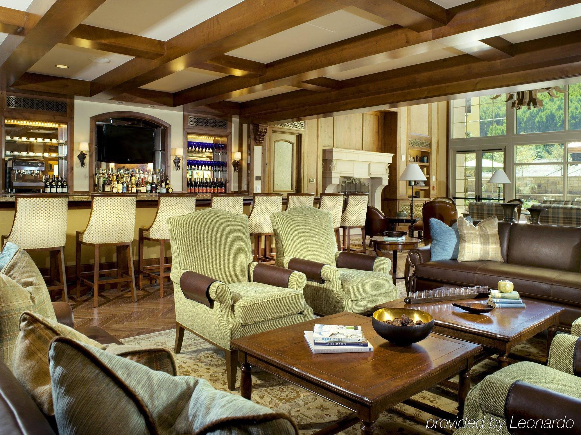 Legendary Lodging At The Ritz Vail Esterno foto