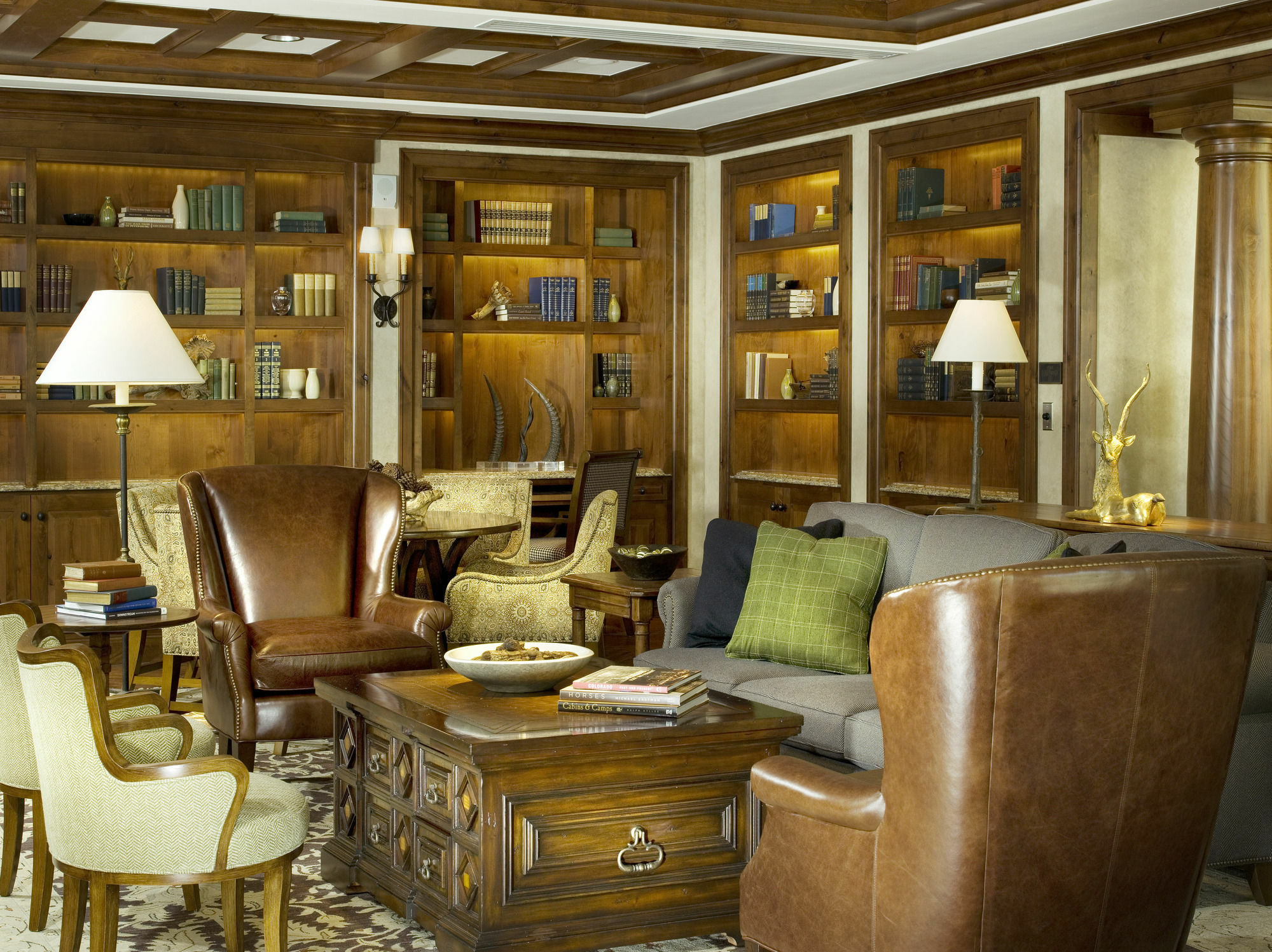 Legendary Lodging At The Ritz Vail Esterno foto